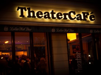 照片: TheaterCaFe